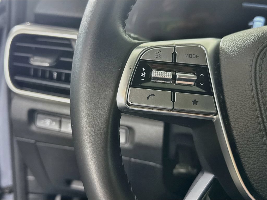 Used 2024 Kia Telluride LX AWD/4WD image 22