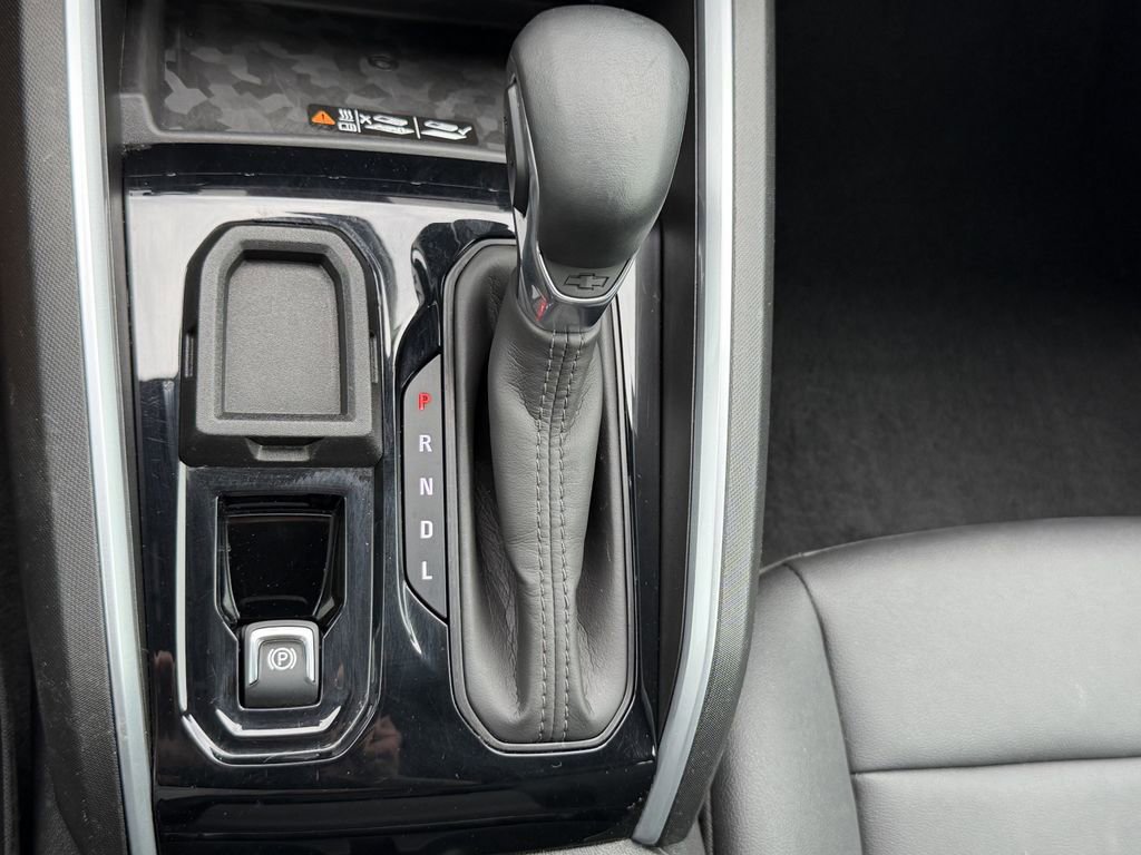 Used 2024 Chevrolet Colorado LT w/ LT Convenience Package III RWD image 28