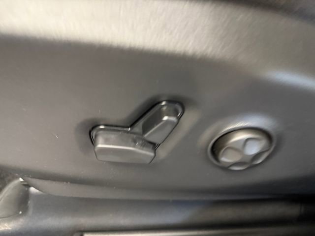 New 2026 Chrysler Pacifica Limited w/ S Appearance Package image 23