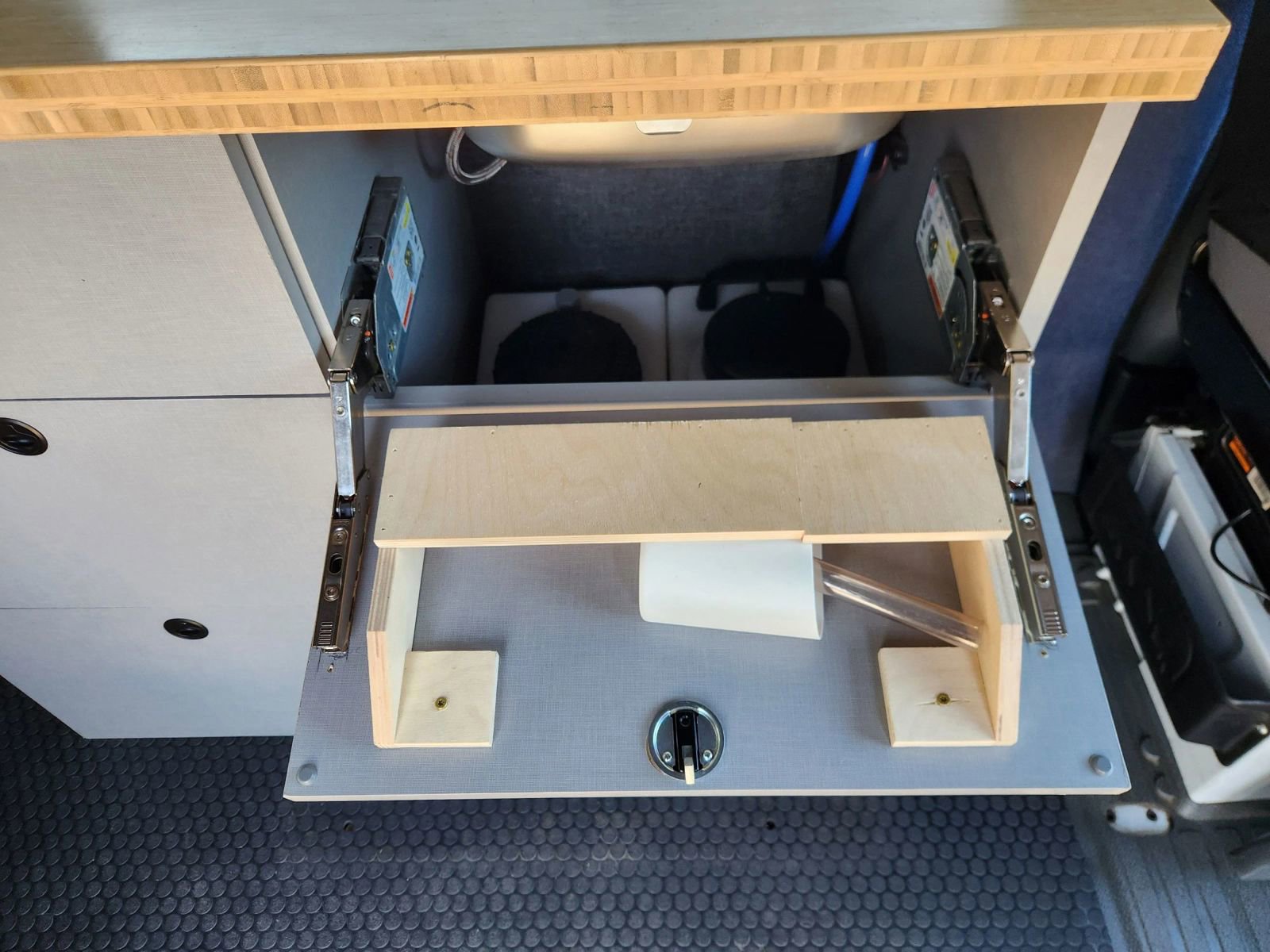 Used 2006 Dodge Sprinter 2500 w/ PWR Convenience Group image 19