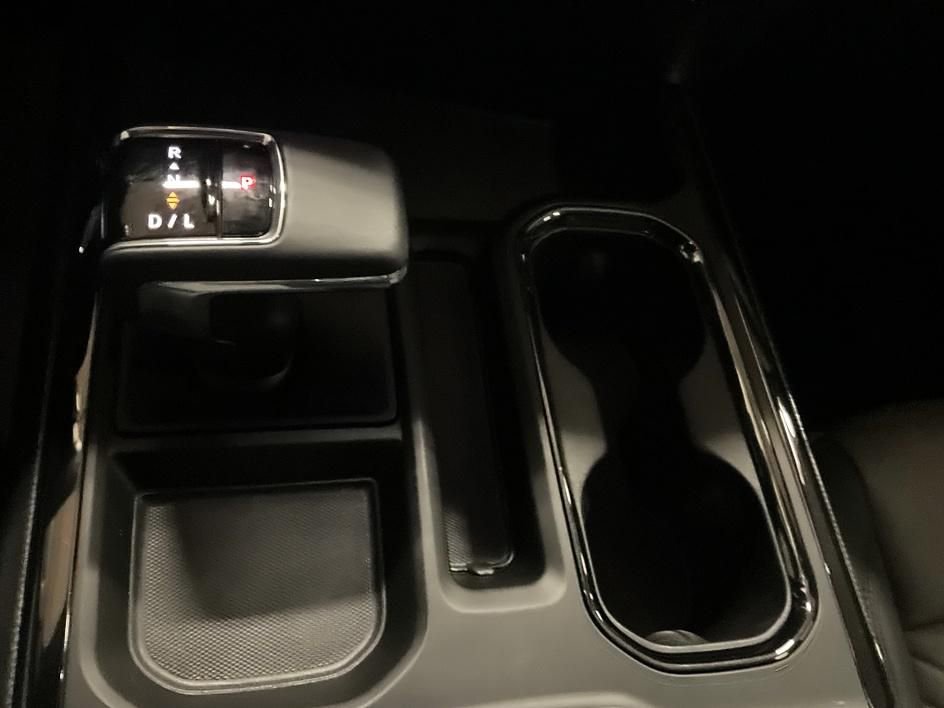 Used 2025 Chevrolet Silverado 1500 ZR2 w/ Dark Appearance Package image 38