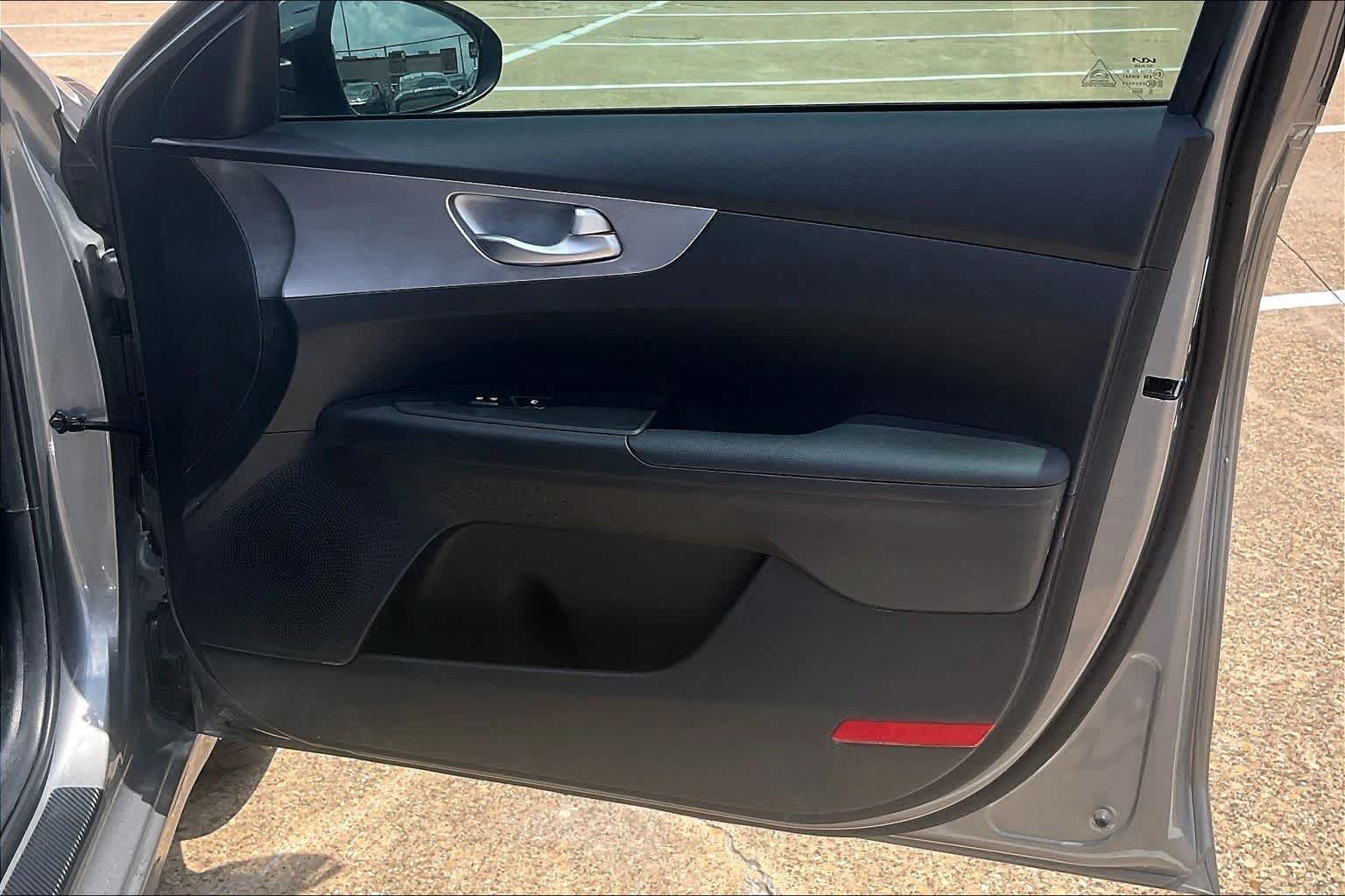 Certified 2022 Kia Forte LXS FWD image 26