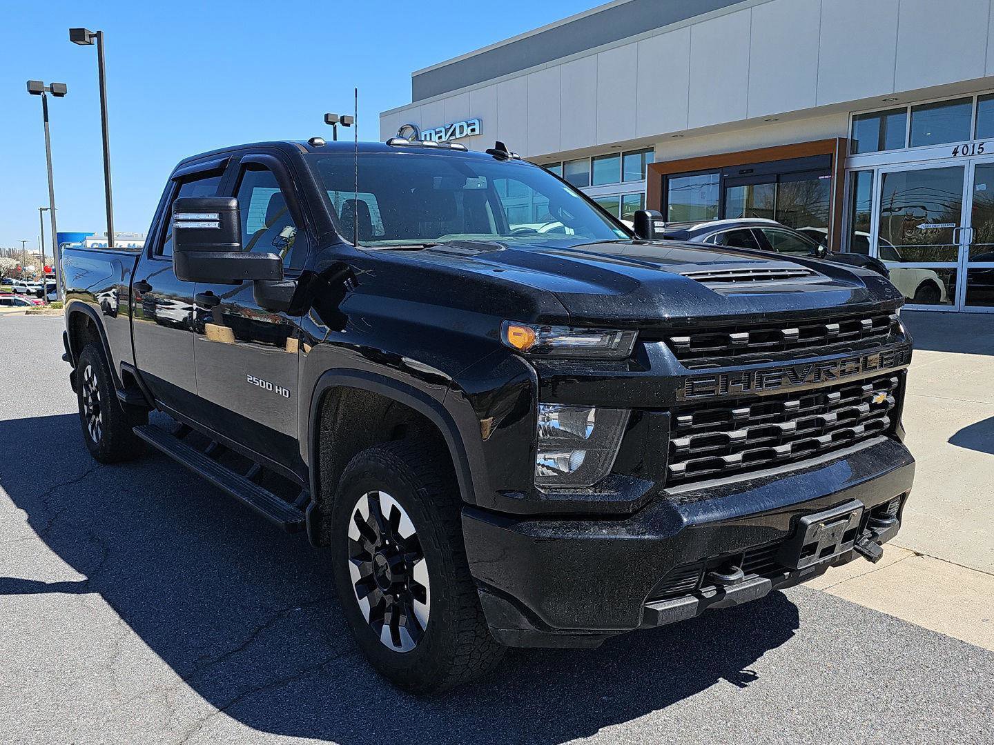 Used 2020 Chevrolet Silverado 2500 Custom w/ Custom Value Package image 1