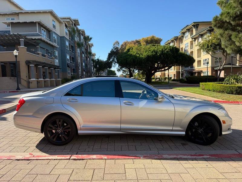Used 2010 Mercedes-Benz S 550 image 8