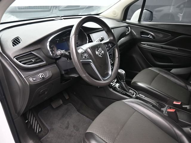 Used 2021 Buick Encore Preferred image 18