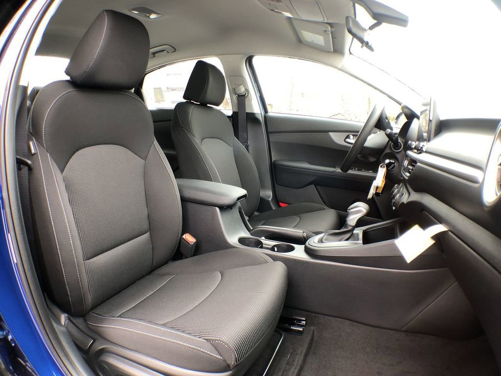 Used 2021 Kia Forte LXS FWD image 43