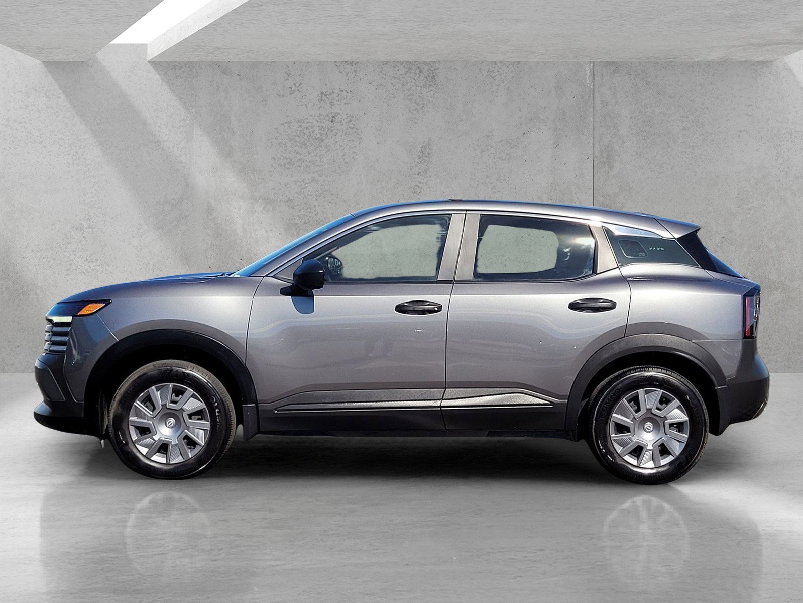 Used 2025 Nissan Kicks S image 7