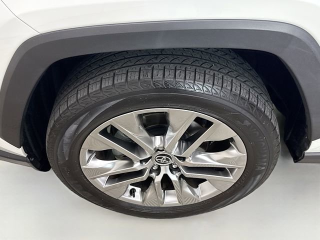Used 2023 Toyota RAV4 XLE Premium image 31