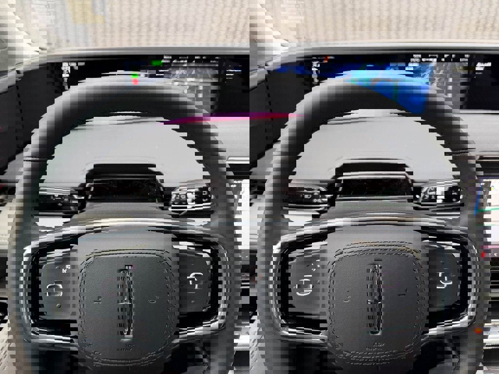 New 2026 Lincoln Nautilus Premier w/ Equipment Group 102A image 39