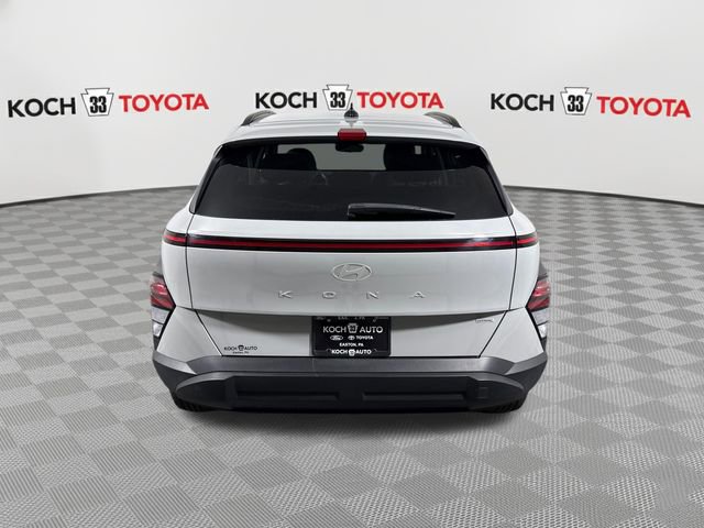 Used 2024 Hyundai Kona SEL AWD/4WD image 7