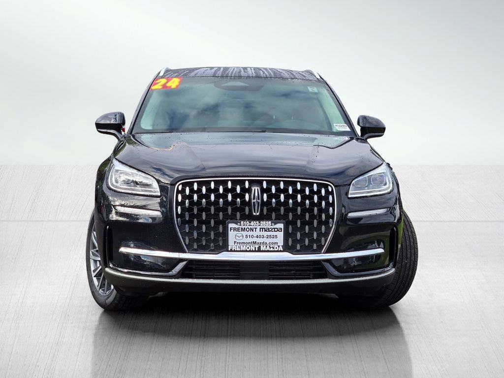 Used 2024 Lincoln Corsair Reserve image 2
