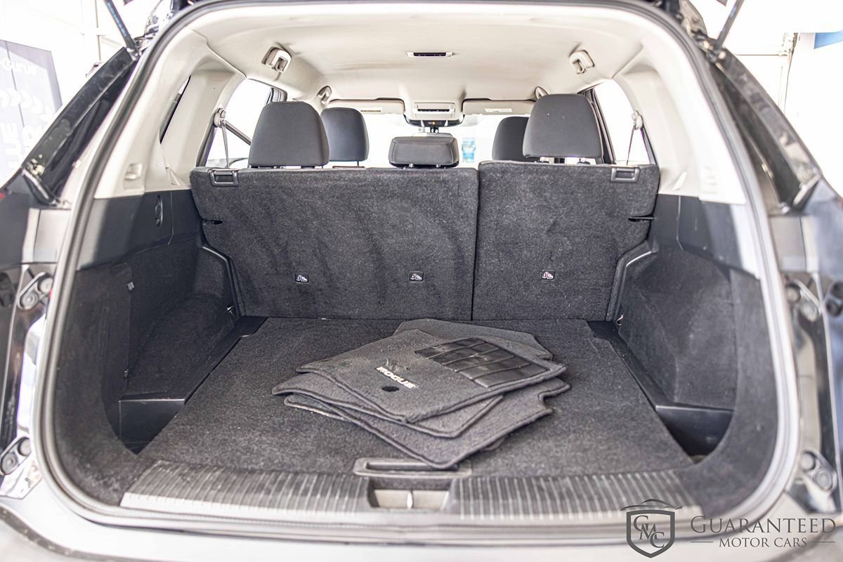 Used 2021 Nissan Rogue S AWD/4WD image 16