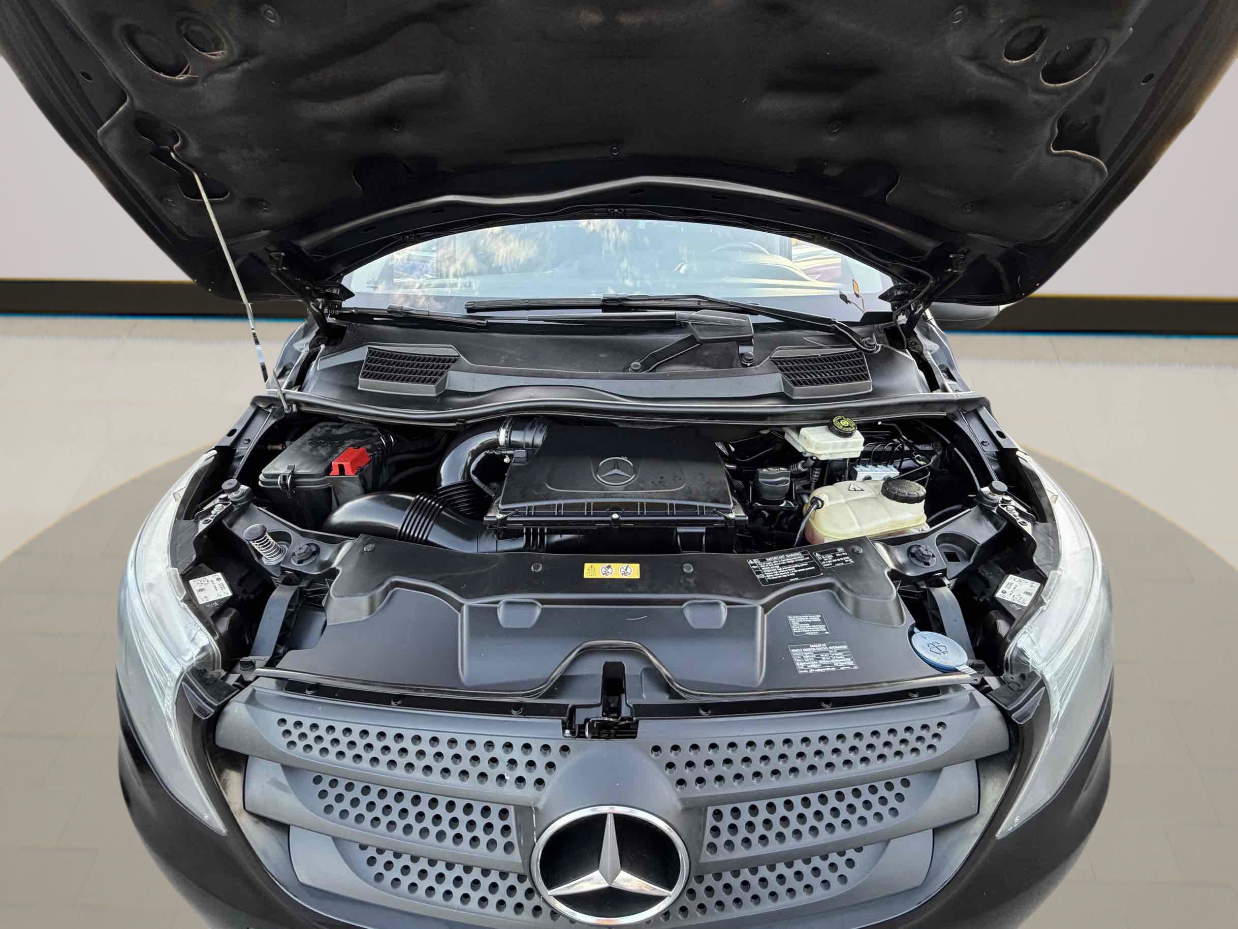 Used 2016 Mercedes-Benz Metris Passenger image 19
