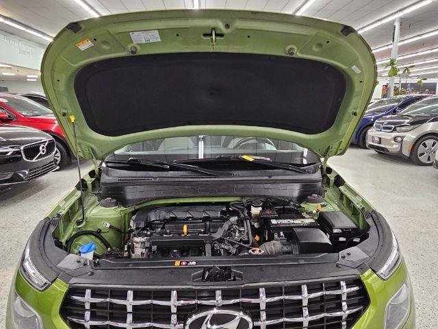 Used 2021 Hyundai Venue SEL FWD image 34
