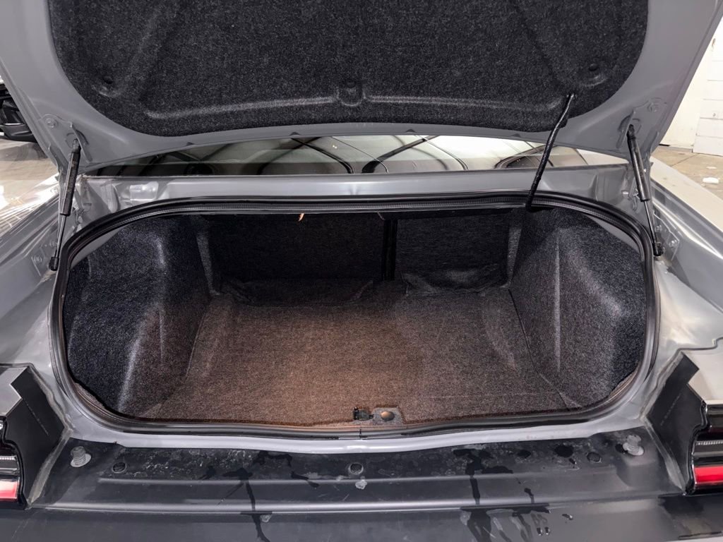 Used 2023 Dodge Challenger R/T w/ Blacktop Package image 13