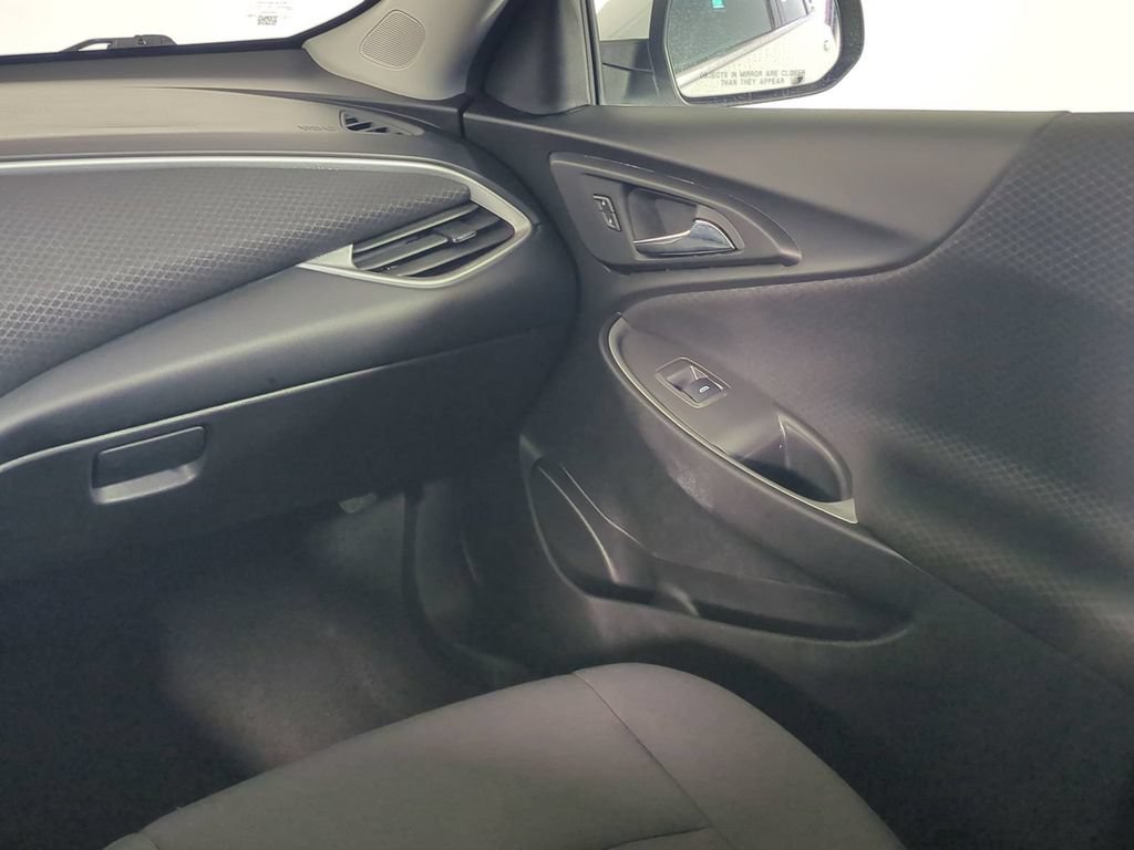 Used 2025 Chevrolet Malibu LT FWD image 17