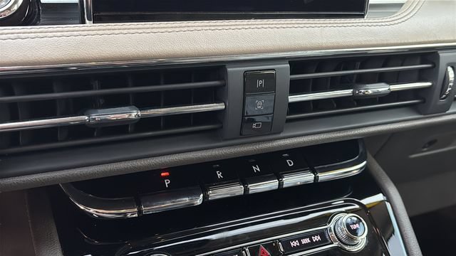 Used 2022 Lincoln Corsair FWD image 29