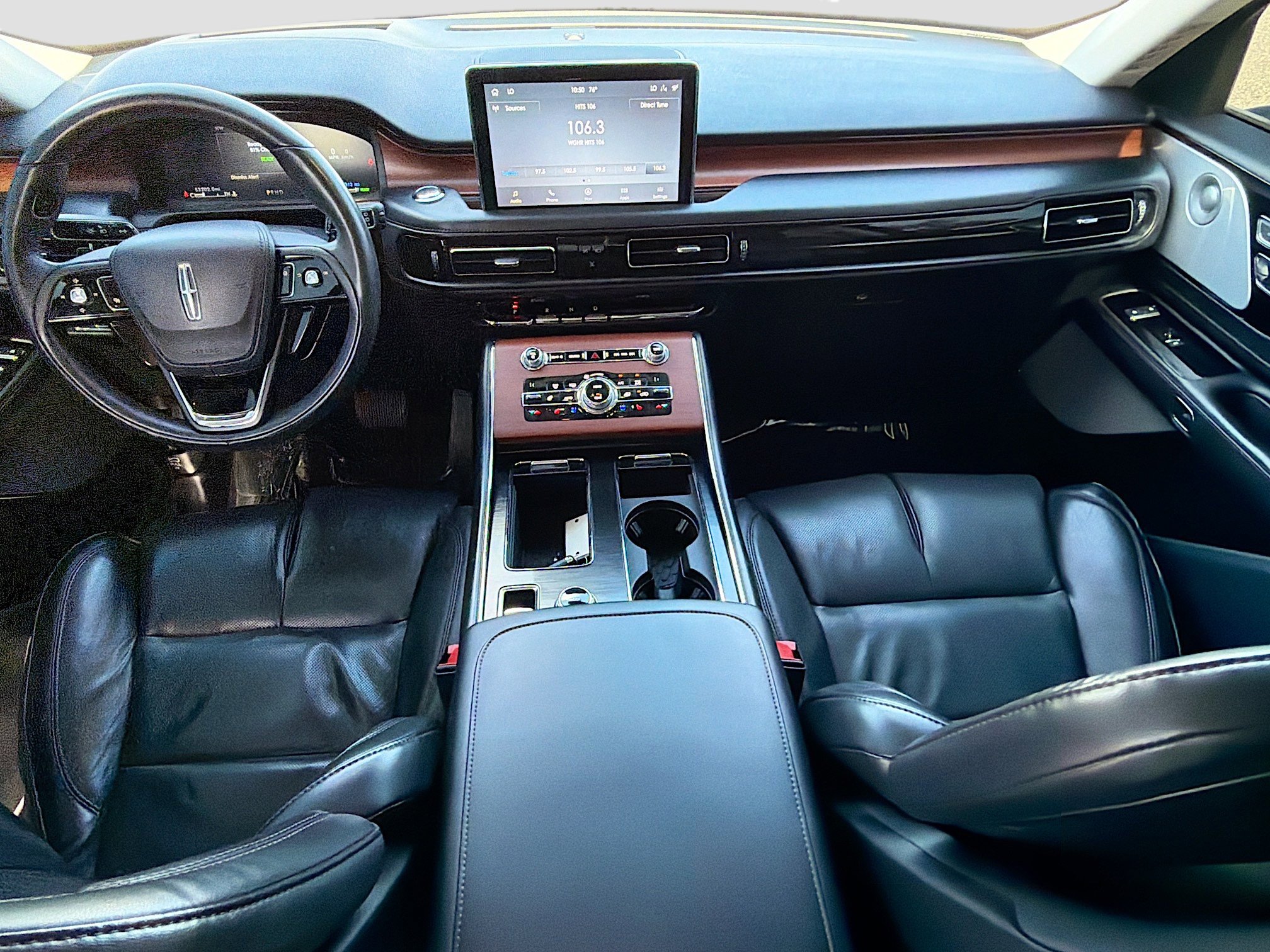 Used 2020 Lincoln Aviator Grand Touring w/ Equipment Group 302A image 15