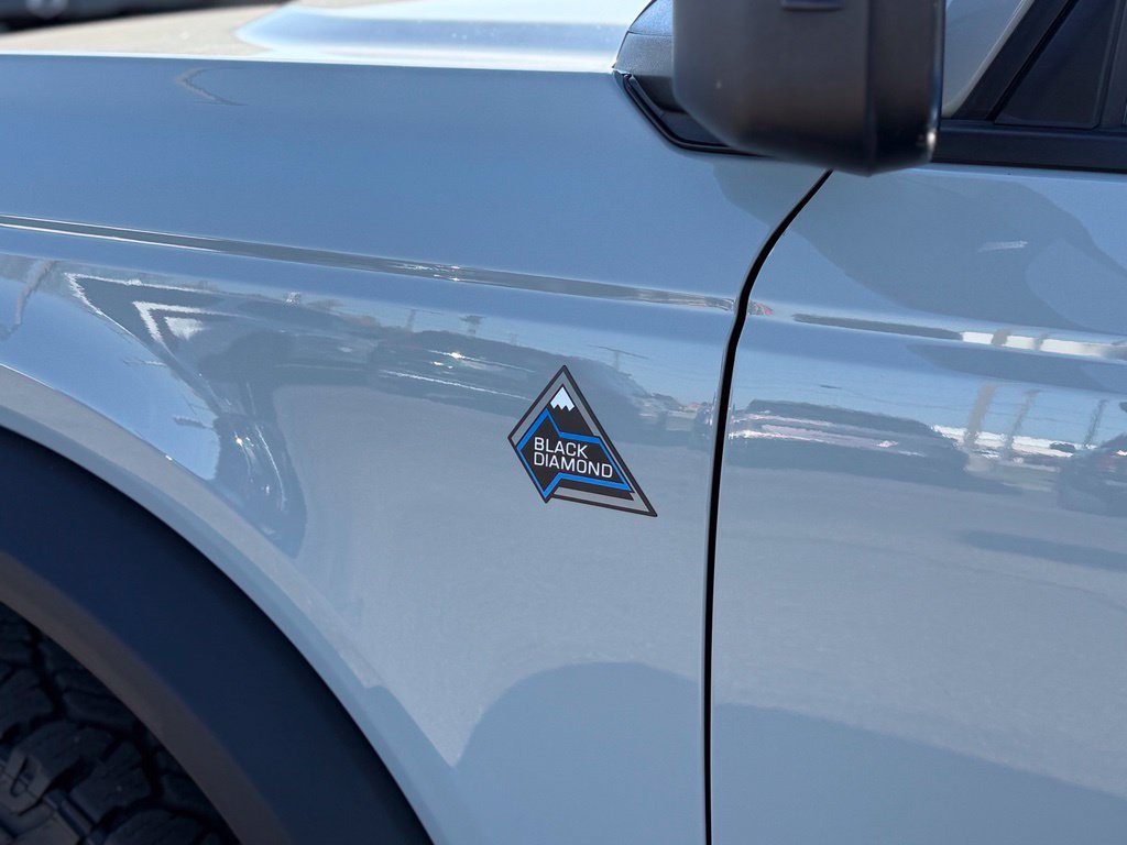 Used 2024 Ford Bronco Black Diamond AWD/4WD image 37