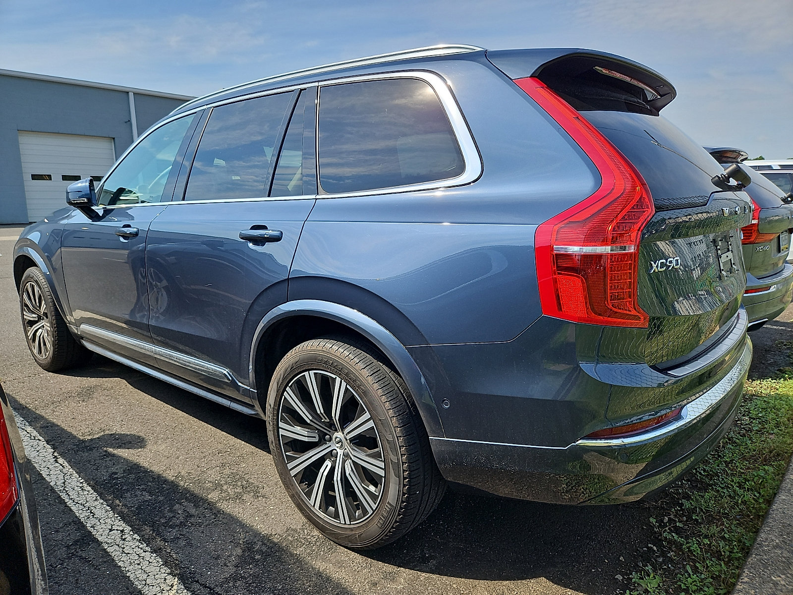 Used 2024 Volvo XC90 B6 Plus w/ Protection Package Premier AWD/4WD image 6