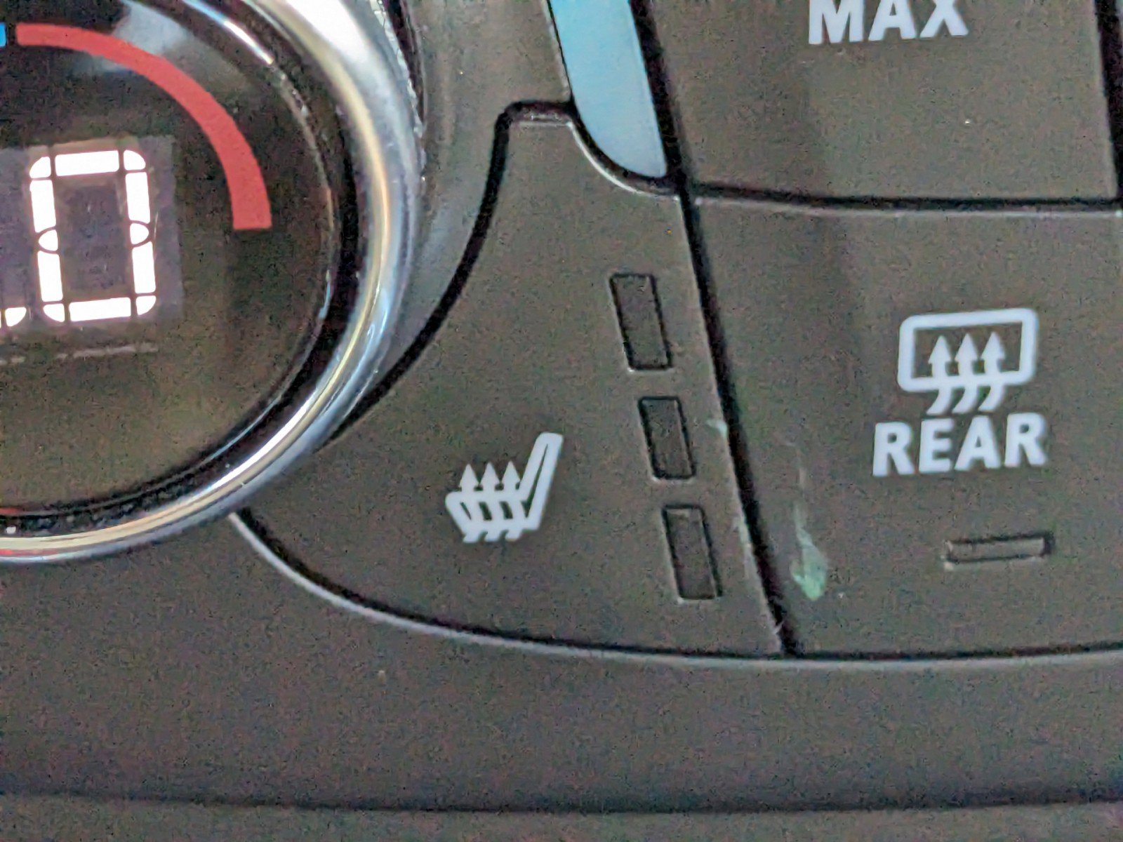 Used 2022 Chevrolet Traverse LT w/ LT Premium Package image 26