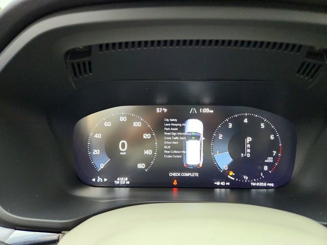 Used 2020 Volvo XC60 T6 Momentum w/ Protection Package image 20