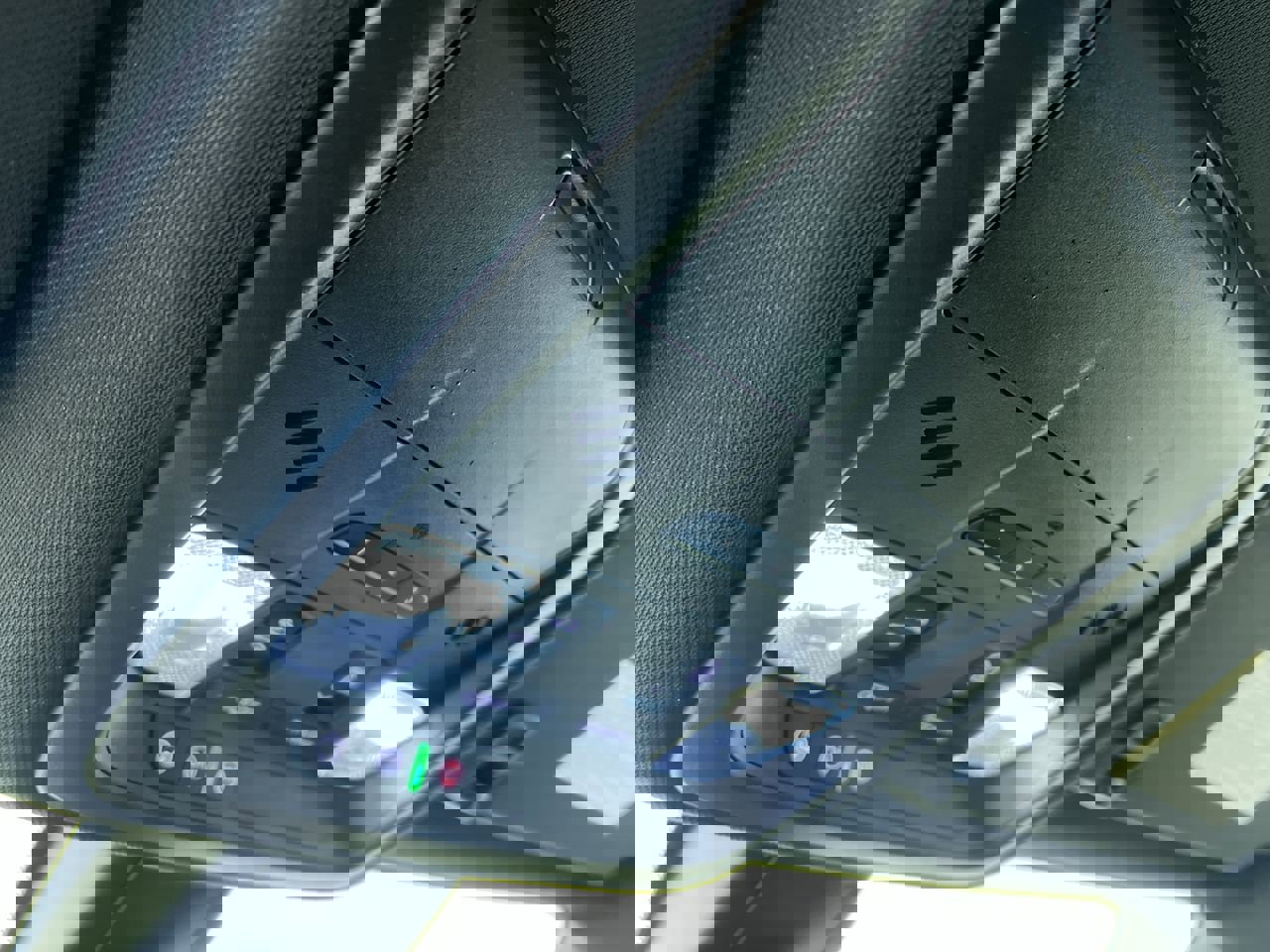 Used 2022 Chevrolet Blazer RS w/ Enhanced Convenience Package image 18