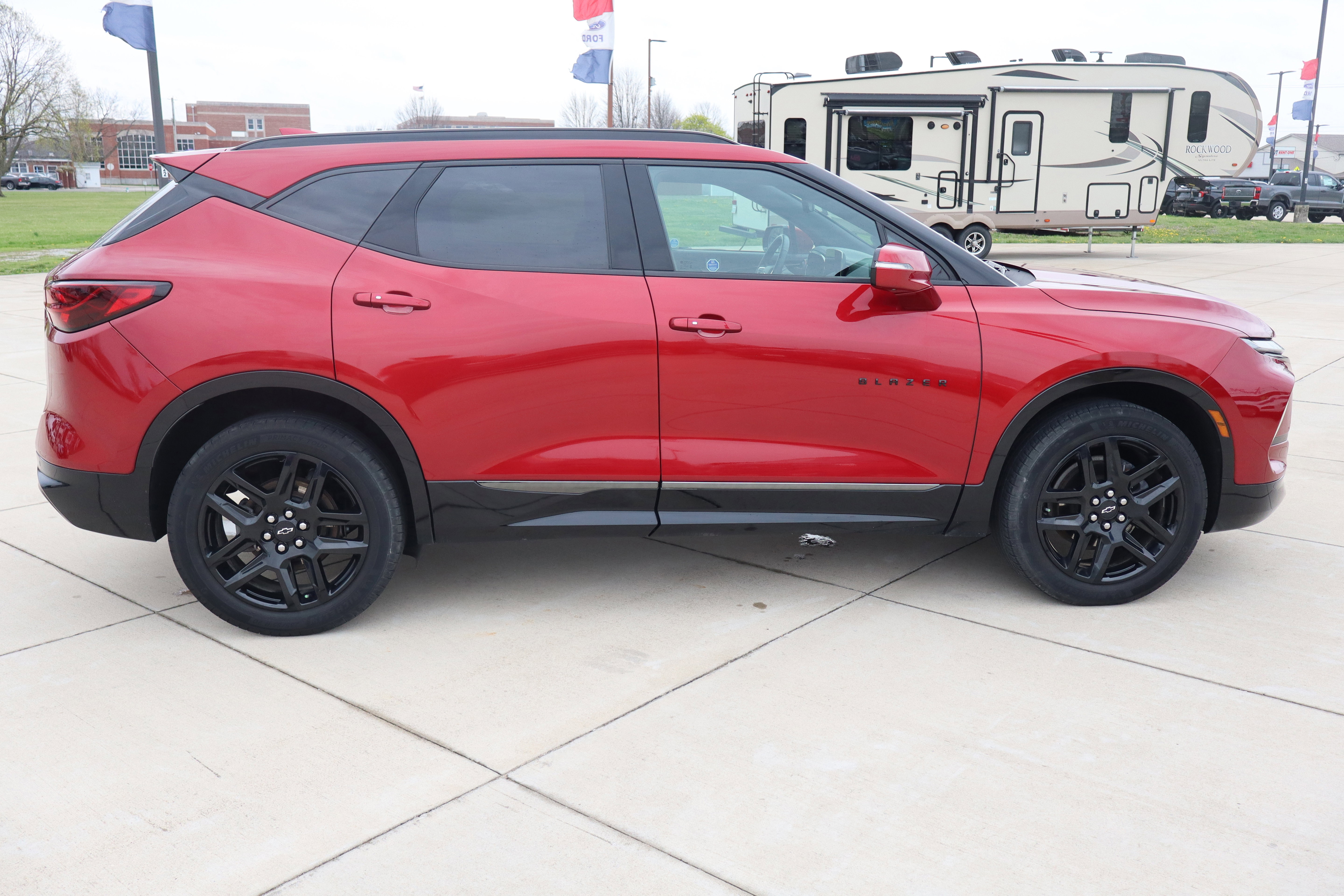 Used 2024 Chevrolet Blazer RS w/ Driver Confidence II Package image 4
