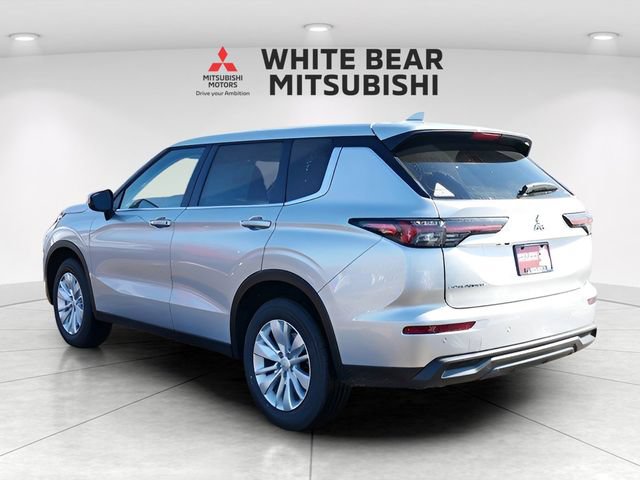 New 2026 Mitsubishi Outlander ES AWD/4WD image 2