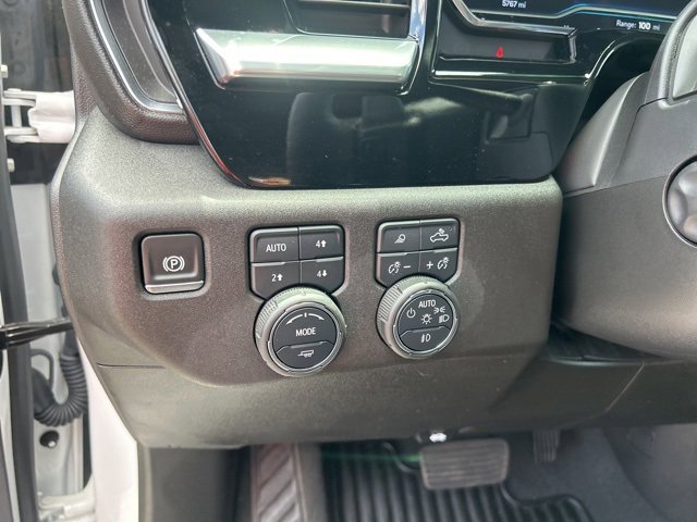 Used 2024 Chevrolet Silverado 1500 LTZ image 17