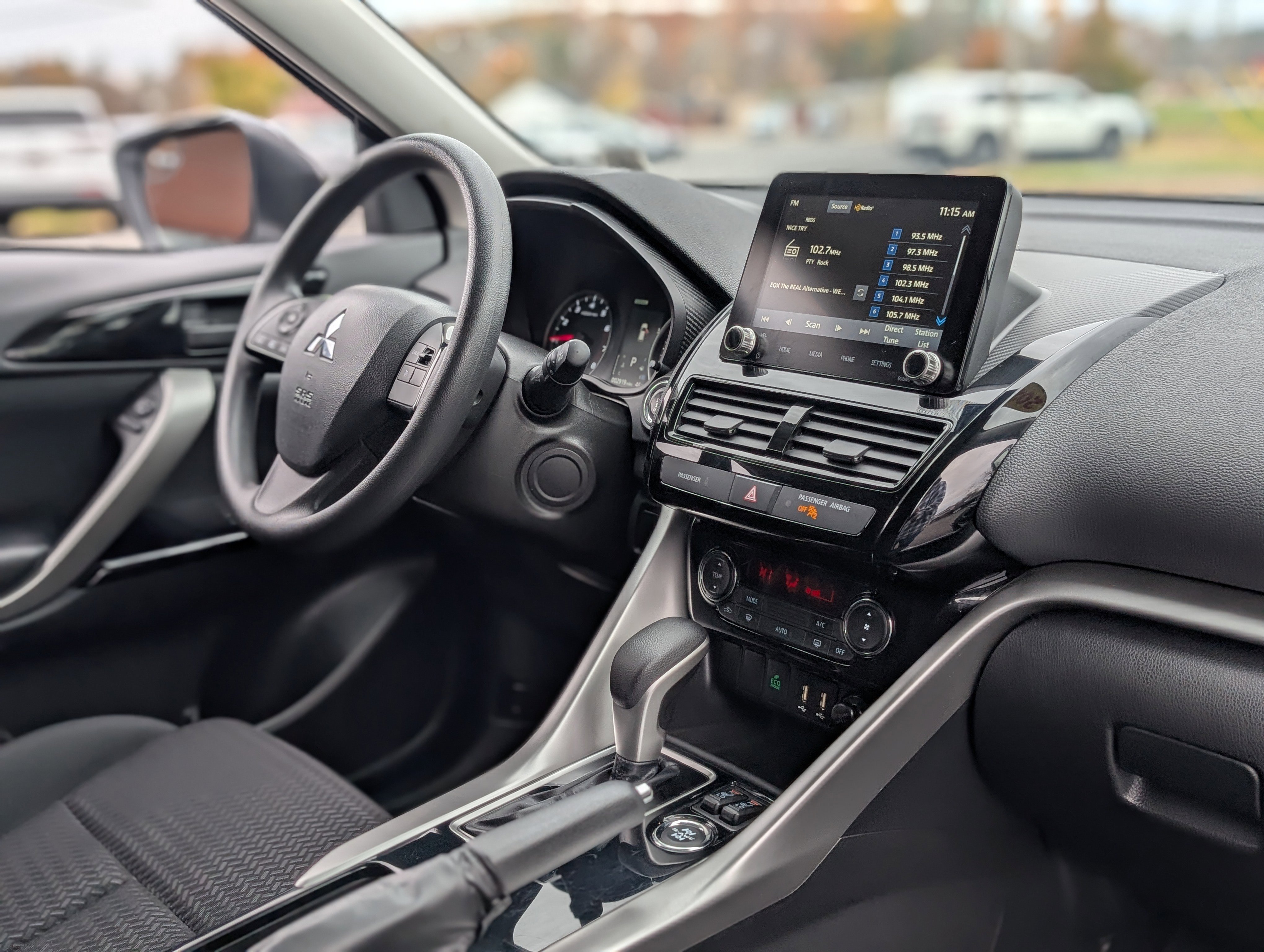 Used 2024 Mitsubishi Eclipse Cross LE image 39