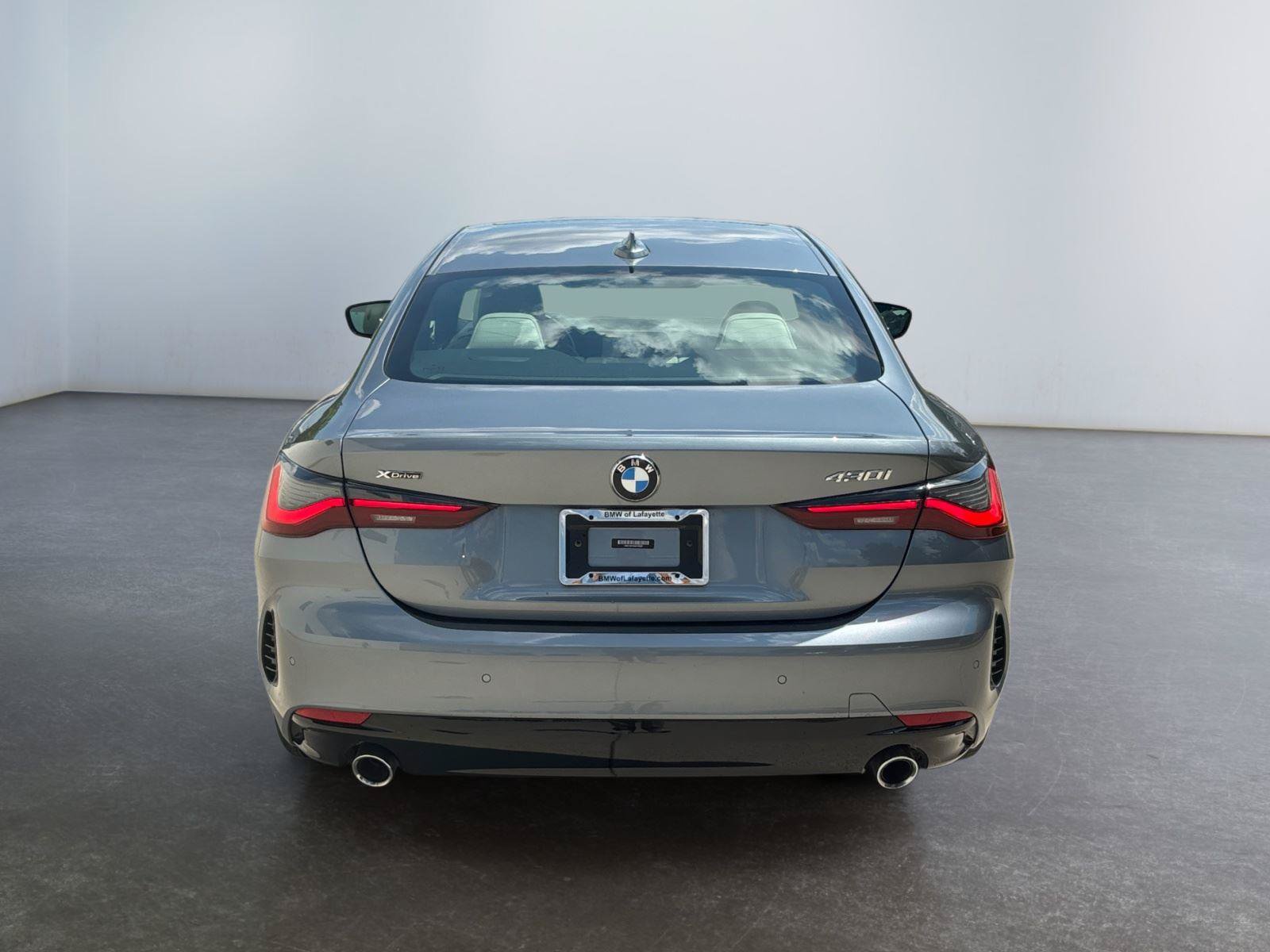 Used 2021 BMW 430i xDrive Coupe w/ Premium Package AWD/4WD image 4