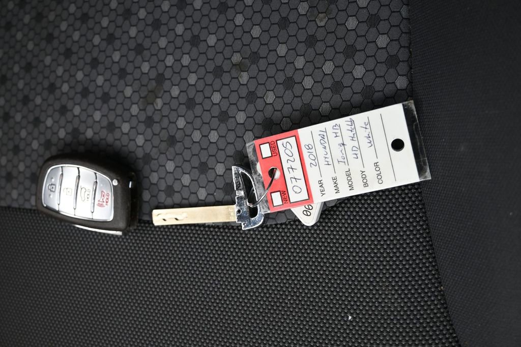 Used 2018 Hyundai Ioniq Blue image 3