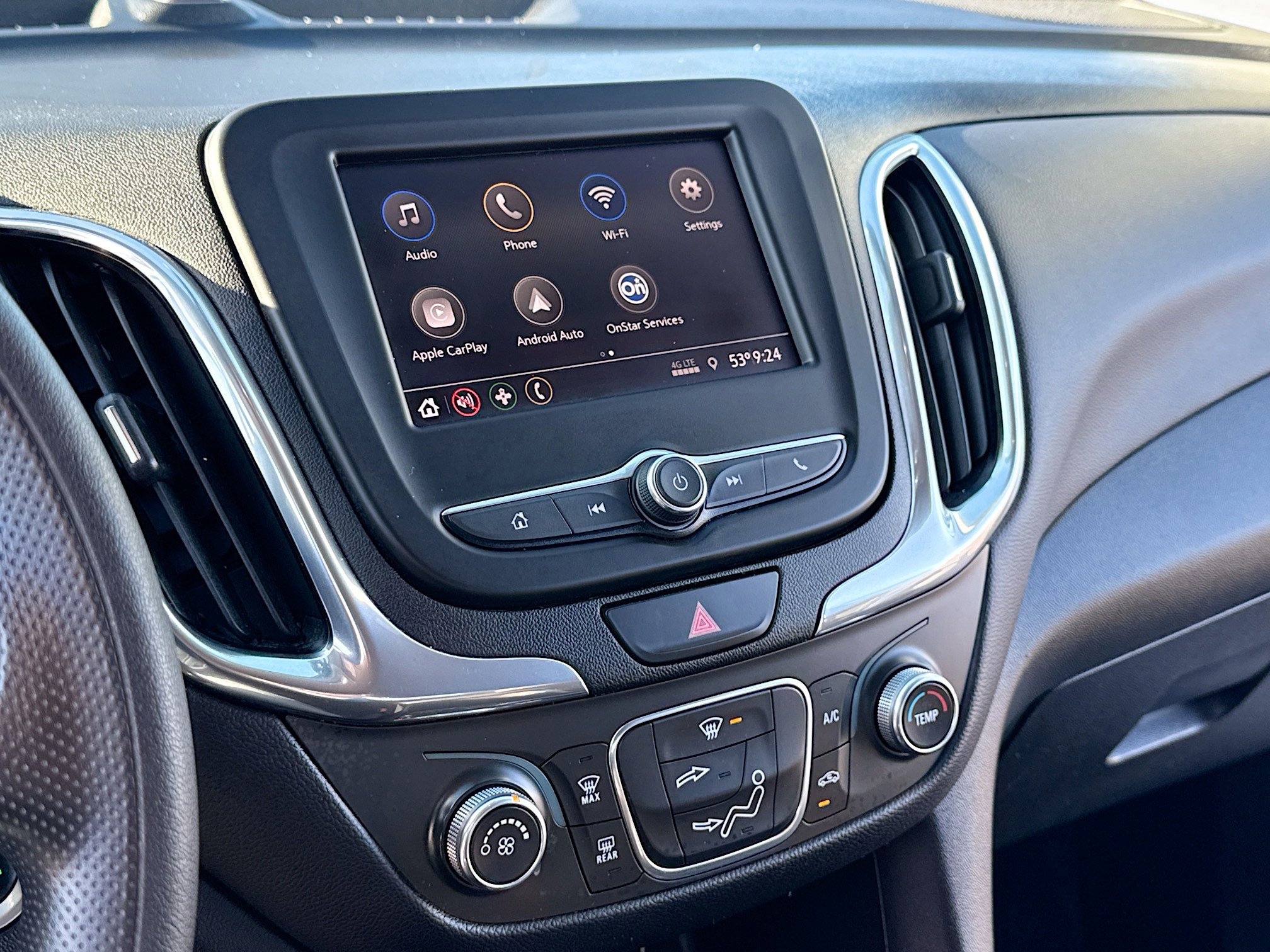 Used 2021 Chevrolet Equinox LT image 11