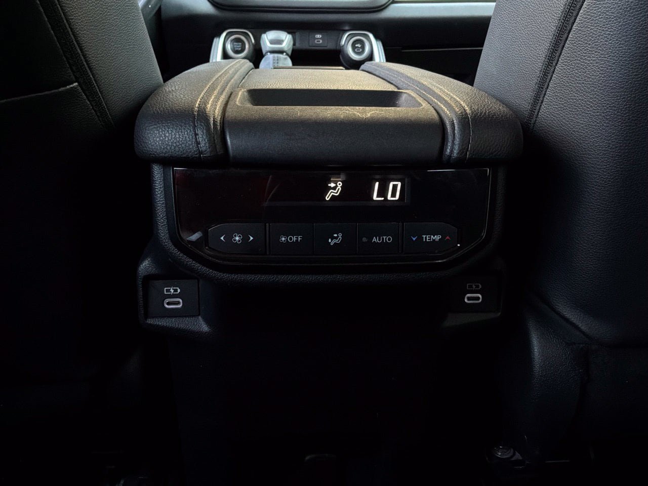 Used 2024 Toyota Grand Highlander AWD image 21