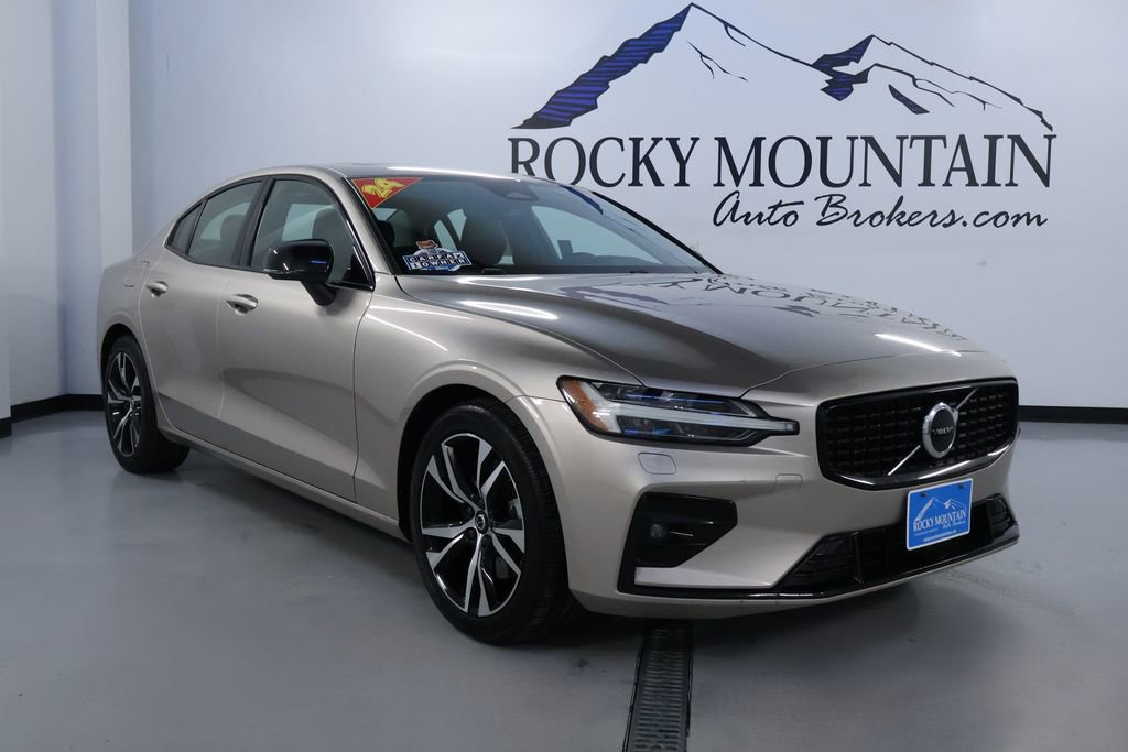 Used 2024 Volvo S60 B5 Core