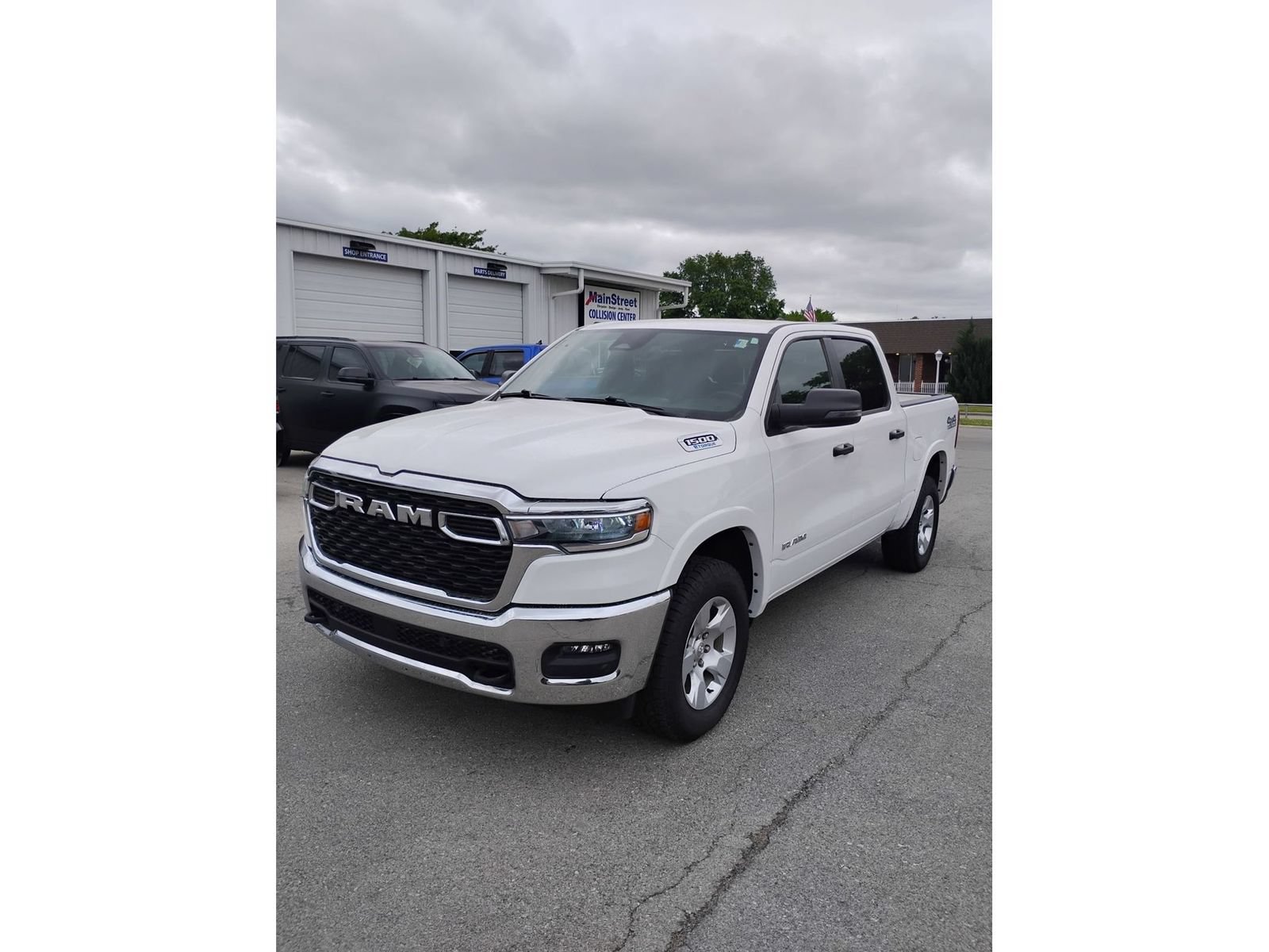 Used 2025 RAM 1500 Big Horn AWD/4WD image 21