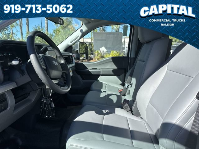 New 2026 Ford F250 XL w/ XL Chrome Package image 19