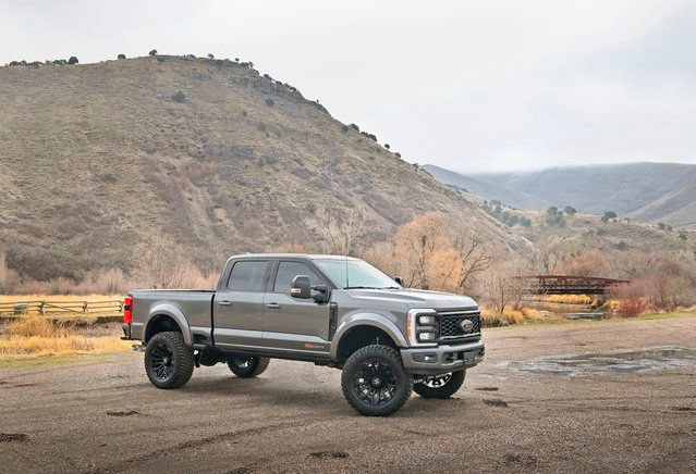 New 2026 Ford F250 Lariat w/ Black Appearance Package AWD/4WD image 46