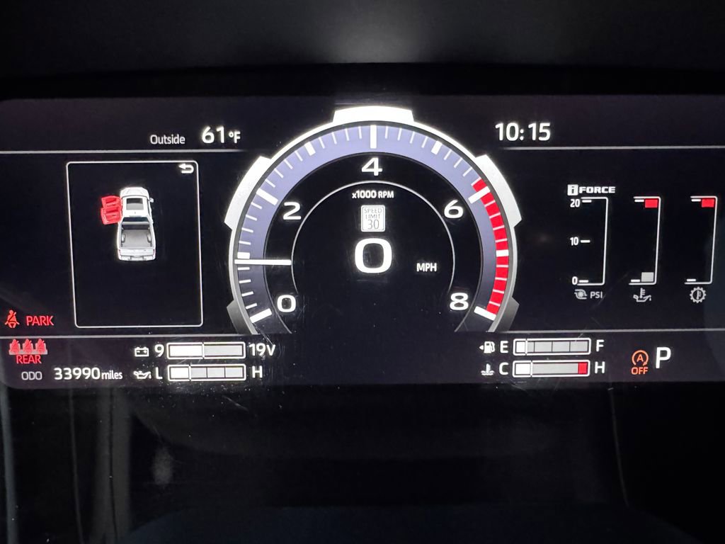 Used 2022 Toyota Tundra Platinum AWD/4WD image 17