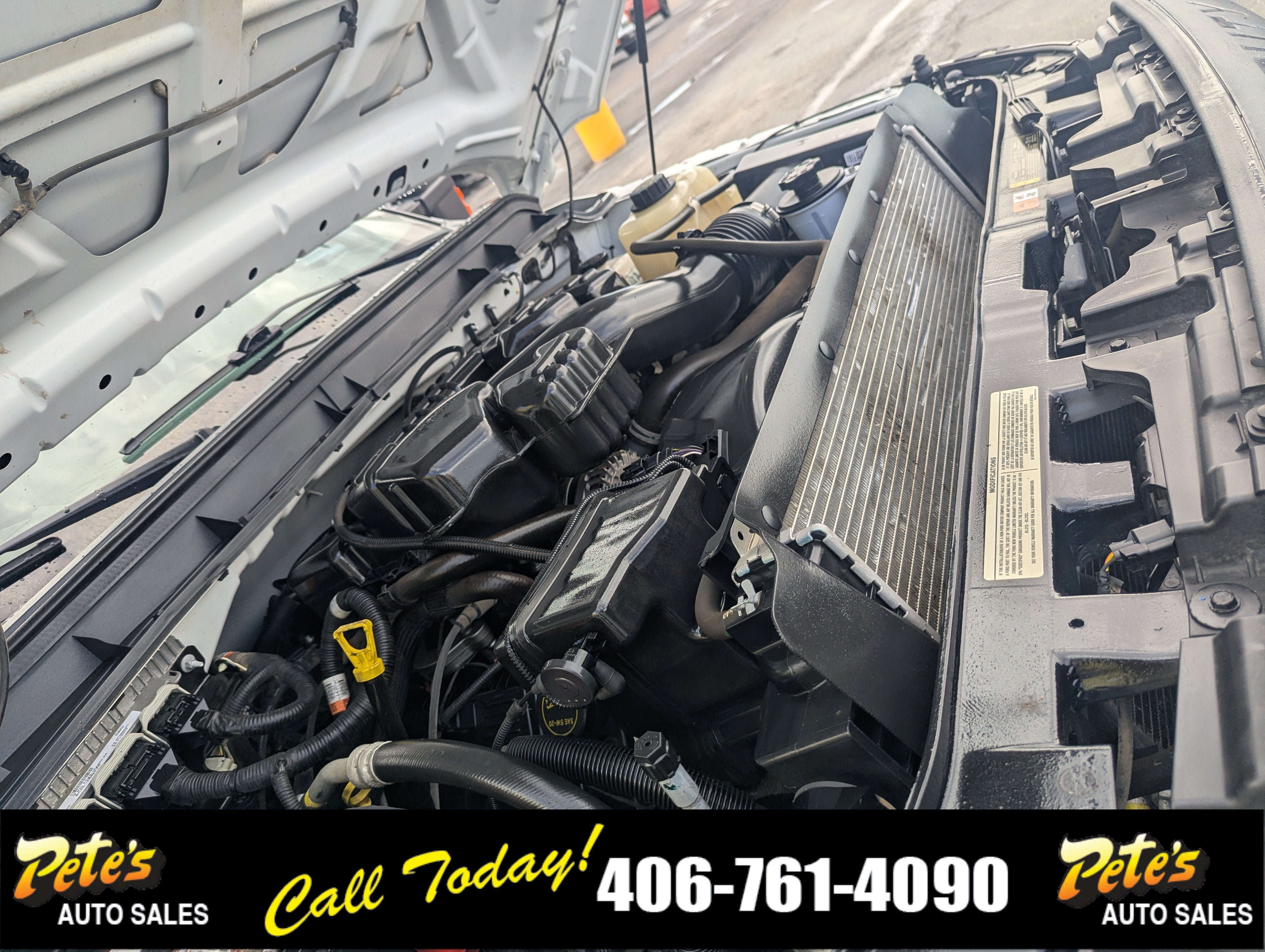 Used 2015 Ford F250 XL w/ Power Equipment Group AWD/4WD image 30