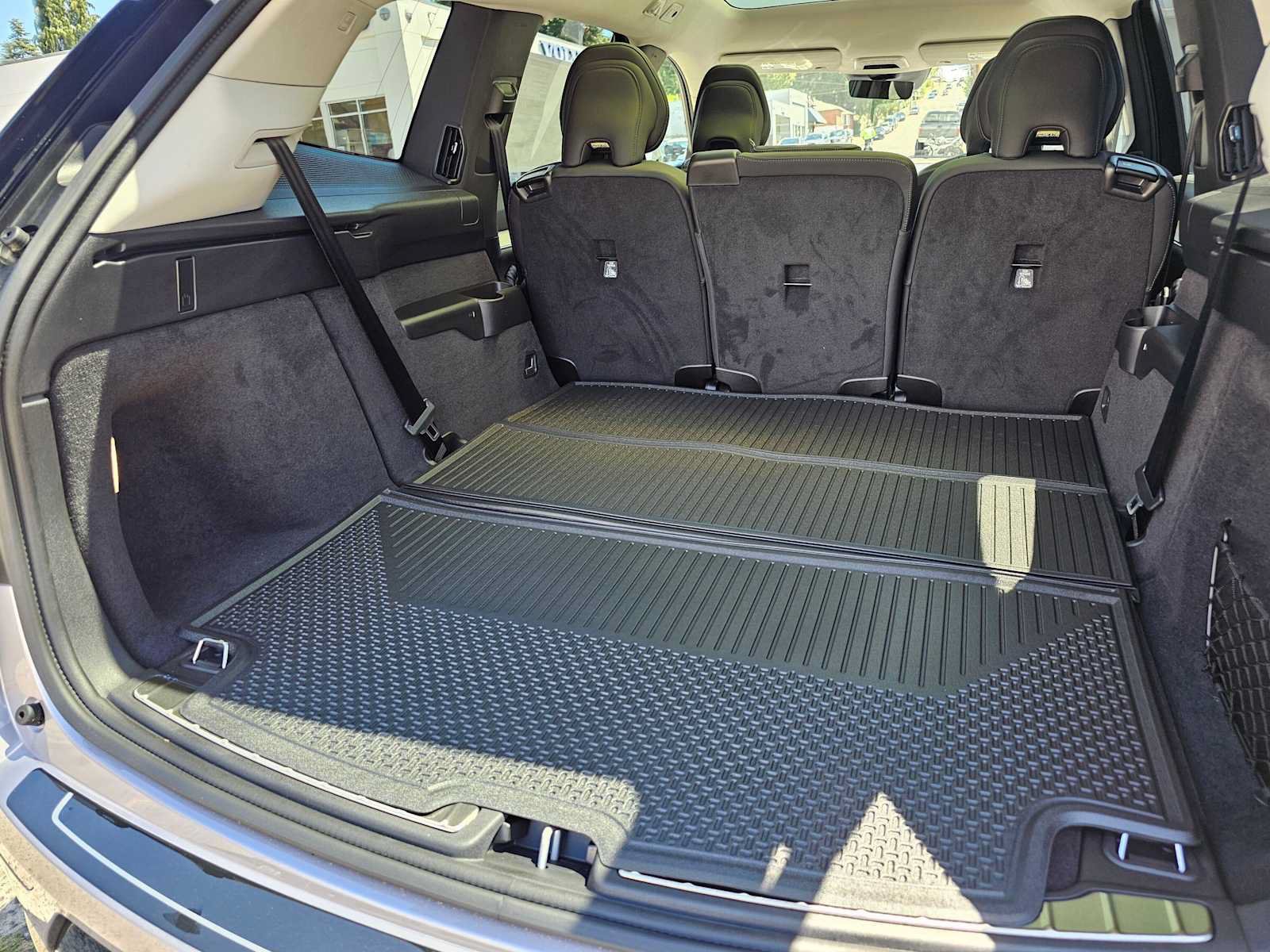 New 2026 Volvo EX90 Ultra AWD/4WD image 16