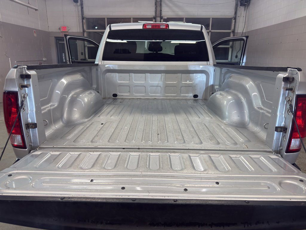 Used 2016 RAM 1500 Express image 28