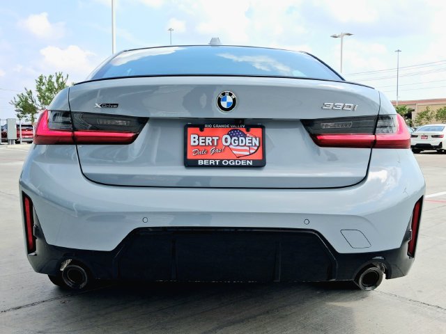 New 2026 BMW 330i xDrive Sedan w/ M Sport Package AWD/4WD image 6