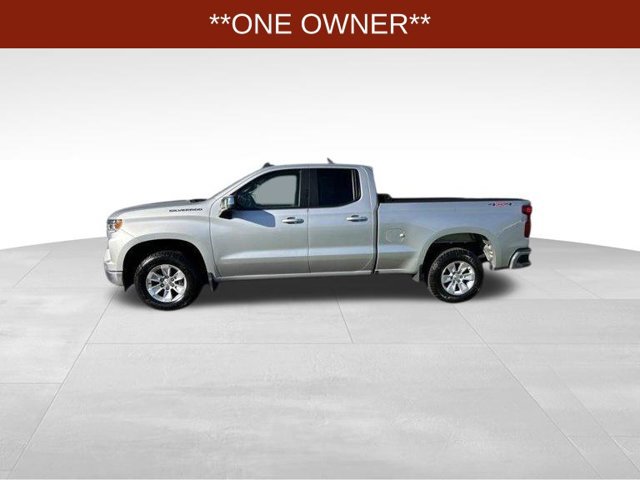 Used 2022 Chevrolet Silverado 1500 LT w/ Convenience Package II AWD/4WD image 4