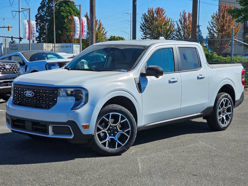 New 2026 Ford Maverick Lariat w/ 4K Tow Package
