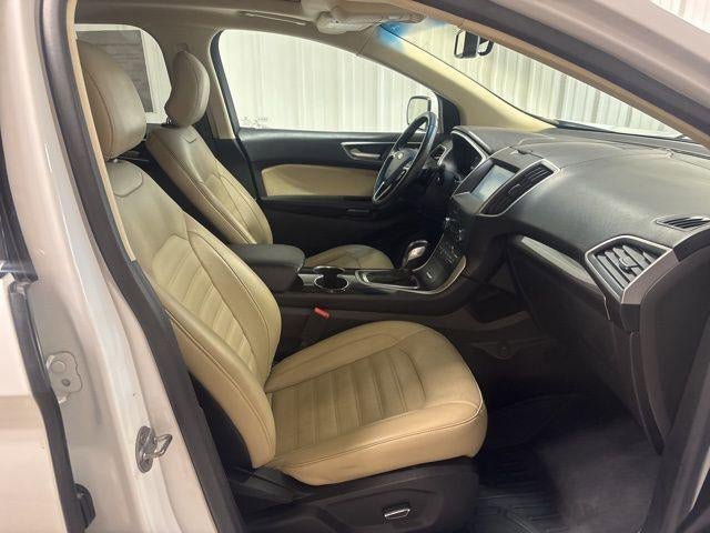 Used 2015 Ford Edge SEL w/ Equipment Group 201A AWD/4WD image 18
