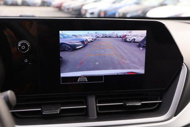 Used 2025 Chevrolet Trax LS image 15