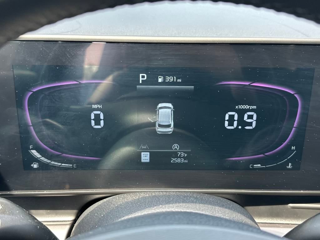 Used 2024 Kia Sportage EX image 17