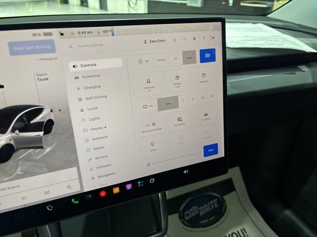 Used 2026 Tesla Model Y Long Range AWD/4WD image 34